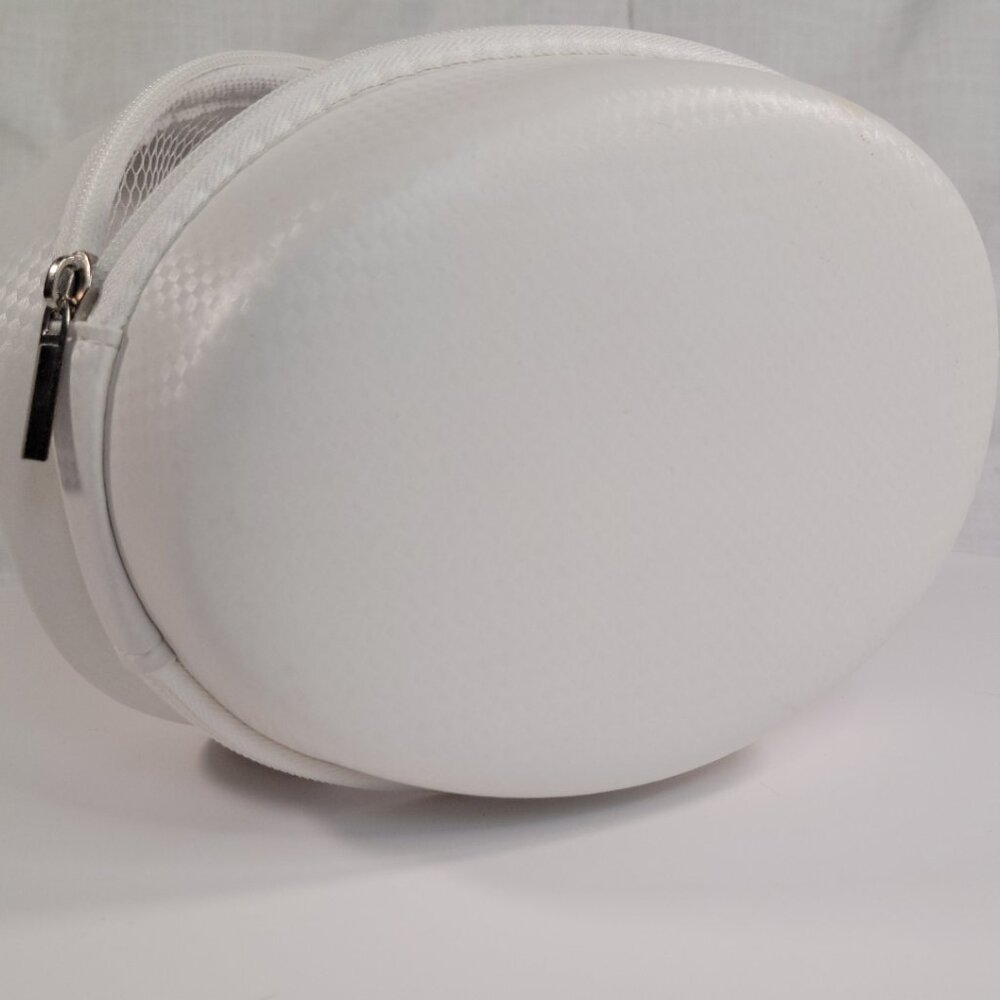 HEADPHONES CASE - Picture 3 of 6